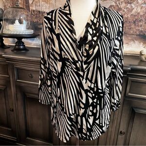 Plus Size Dana Buchman Woman Top Black Tan & White size 1X